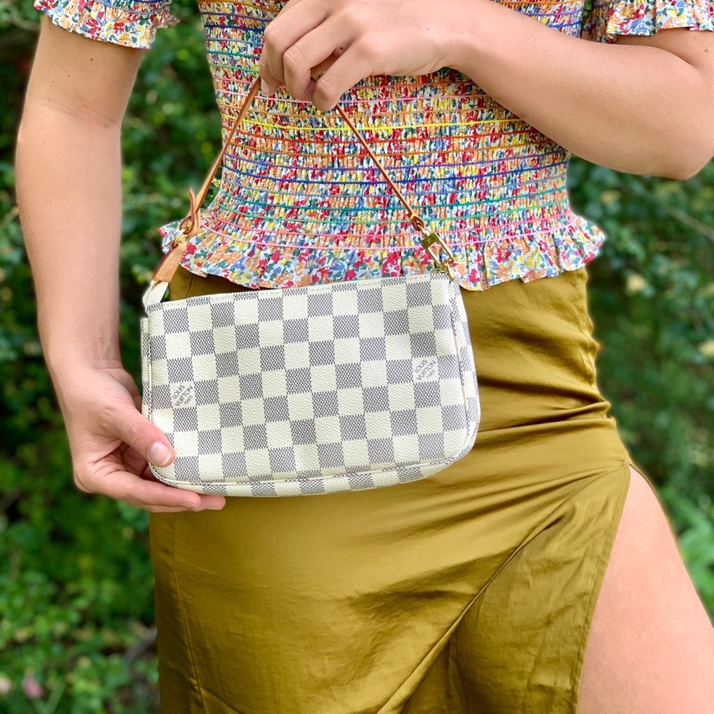 Louis Vuitton Damier Azur Pochette Accessoires